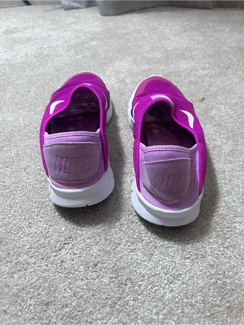 Nike Women's Slip-On Athletic Shoes Purple/White